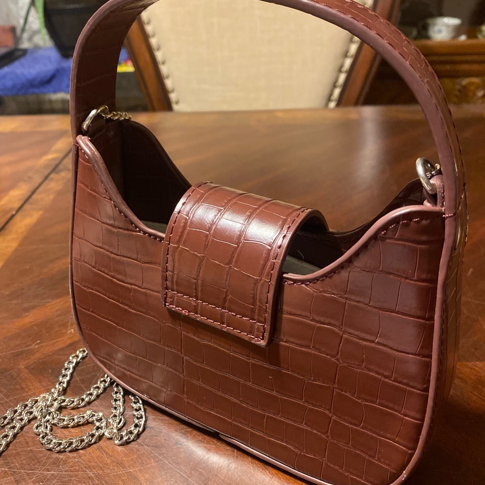 Urban Outfitters Brown Croc-Embossed Mini Bag with Chain - Picture 7 of 9